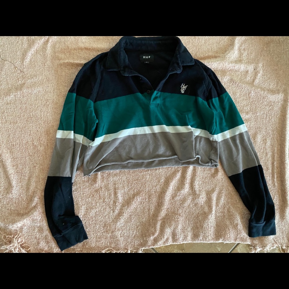 Long sleeve crop